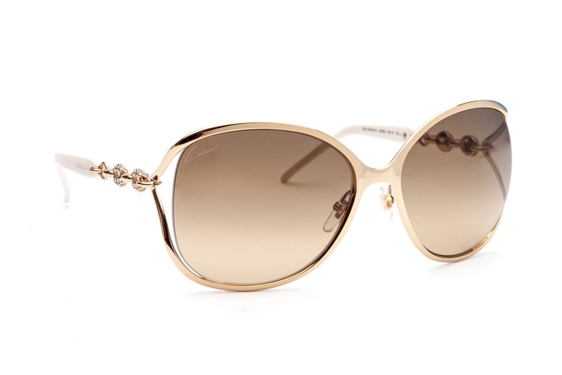 Stockists of Gucci Gg 4250/n/s (J5G/ed) Sunglasses Gold Women